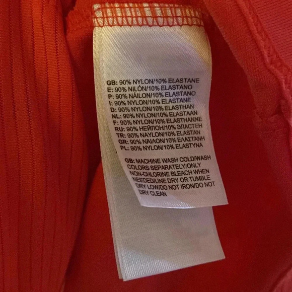 The North Face women’s bright pink/coral nylon zip up - small - long sleeves - Picture 4 of 6